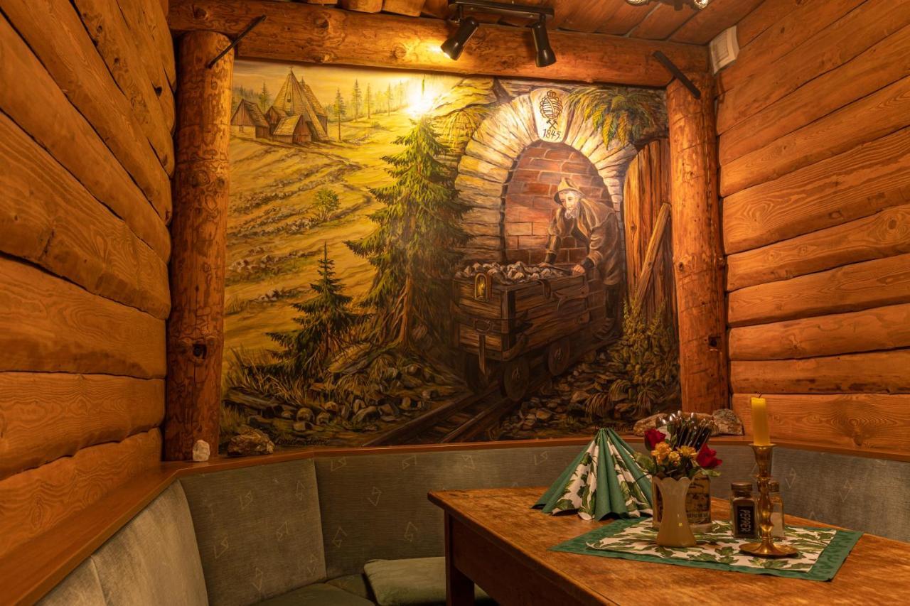 Pension Und Gaststaette Zur Knappenschaenke Thermalbad Wiesenbad Экстерьер фото